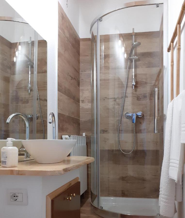 Vicolo Del Nido B&B Paderno Franciacorta Екстериор снимка