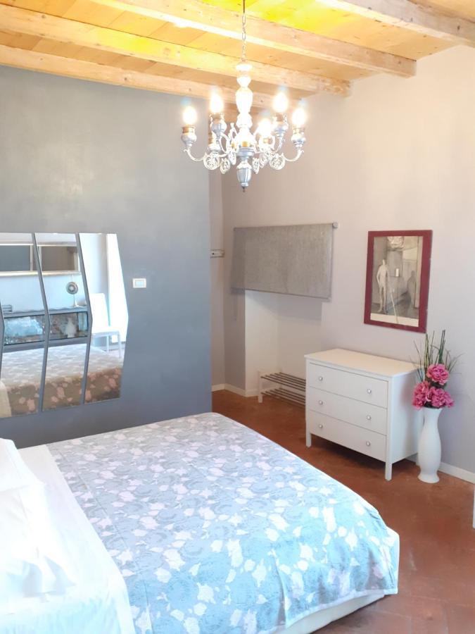 Vicolo Del Nido B&B Paderno Franciacorta Екстериор снимка